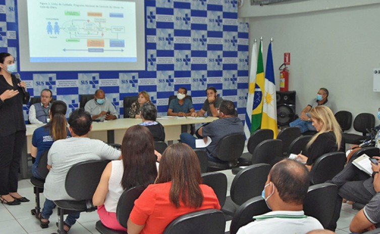 Conselheiros ouviram dos técnicos da SES-TO os protocolos, fluxos de atendimento, prazos, compra e fornecimento de medicamentos, exames e serviços oferecidos - Foto: Mariana Ferreira/Governo do Tocantins
