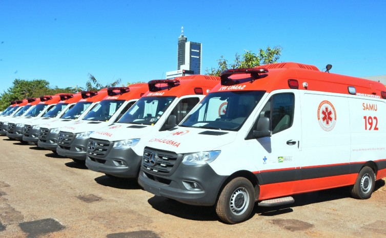 17 ambulâncias foram entregues a sete municípios tocantinenses - Foto: André Araújo/Governo do Tocantins