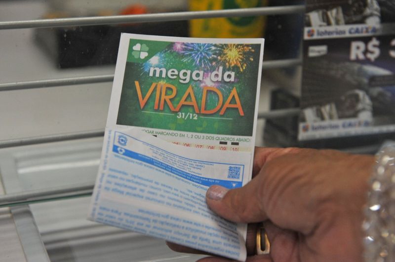 O valor sorteado pela Caixa foi recorde, chegando a R$ 325,2 milhões - (Foto: Reprodução)