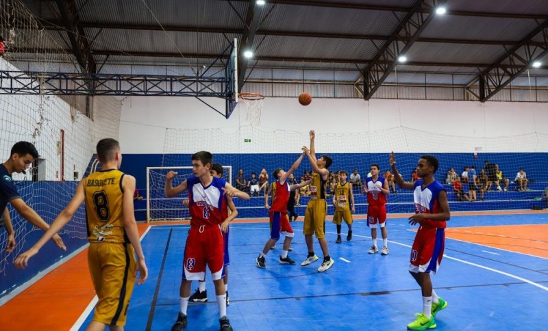 Disputa de basquete nos Jogos Escolares Mato-grossenses - Foto por: Decom/Sorriso