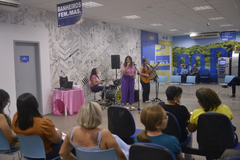 - Show de talentos contou com apresentações musicais e declamação de poemas (Foto: Antônio Mota)
