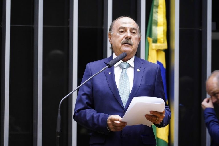 Dr. Zacharias Calil, relator do projeto - (Foto: Pablo Valadares/Câmara dos Deputados)
