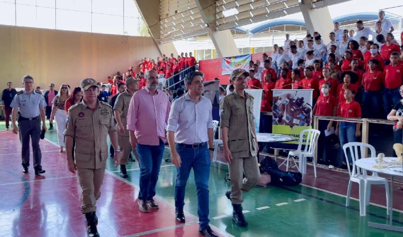 O secretário de Estado de Educação, Alan Porto, participou da abertura da 1ª ExpoENEM - Foto por: Harleid Claiton Seduc-MT