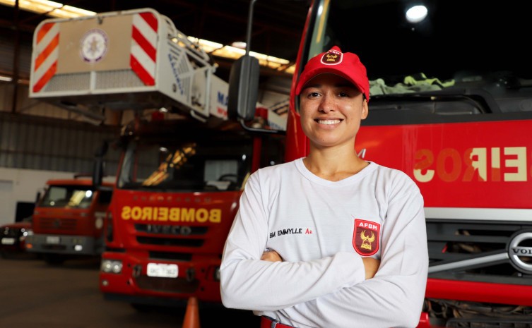 Emmylle Pereira Teles de Porto Nacional foi aprovada no último concurso do Corpo de Bombeiros - Foto: Luciano Ribeiro/Governo do Tocantins