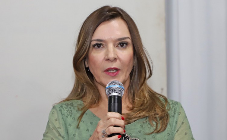 Denise Rocha falou sobre a representatividade da mulher na atual gestão, sobre políticas públicas e a importância do empreendedorismo feminino - Foto: Josy Karla/Governo do Tocantins