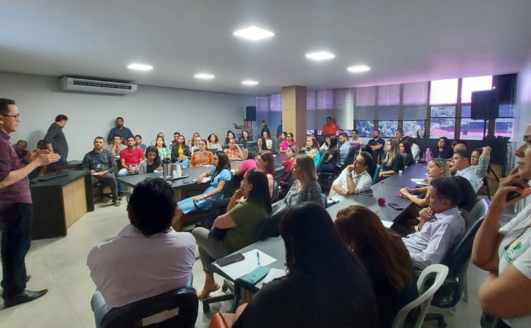Secretário, Paulo César Benfica, destacou que a antecipação é facultativa e reforçou a disposição da Secad para sanar dúvidas - Foto: Angélica Lima/Governo do Tocantins