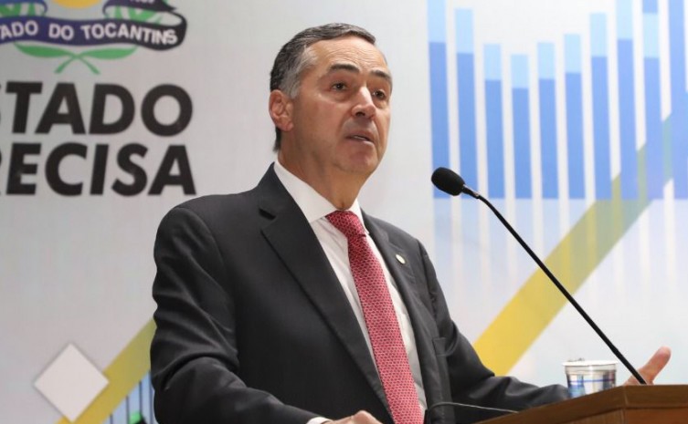 Com reflexões históricas, conceituais, tecnológicas e sobre a atualidade, o ministro e vice-presidente do Supremo Tribunal Federal (STF), Luís Roberto Barroso, apresentou palestra no auditório do Palácio Araguaia - Foto: Antonio Gonçalves/Governo do Tocan