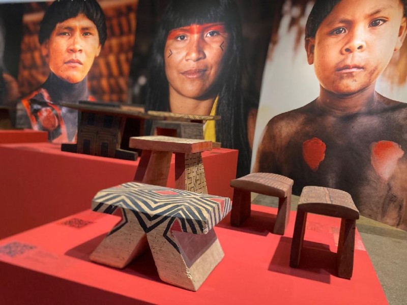 É a primeira vez que a exposição “Bancos indígenas do Brasil” é apresentada em Cuiabá. A mostra nacional já circulou por outros estados brasileiros, como Rio de Janeiro, Paraná, Minas Gerais e fora do país