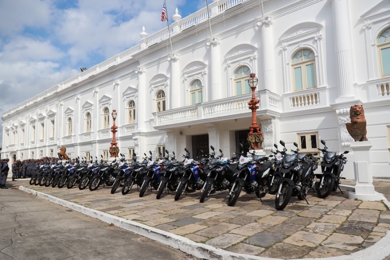 - Entrega de motocicletas e lançamento de operação. (Foto: Rodrigo Ribeiro)