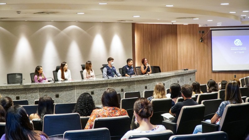 - Capacitação foi direcionada aos profissionais que lidam com o pré-natal, parto e exame físico do recém-nascido (Foto: Rogério Sousa))