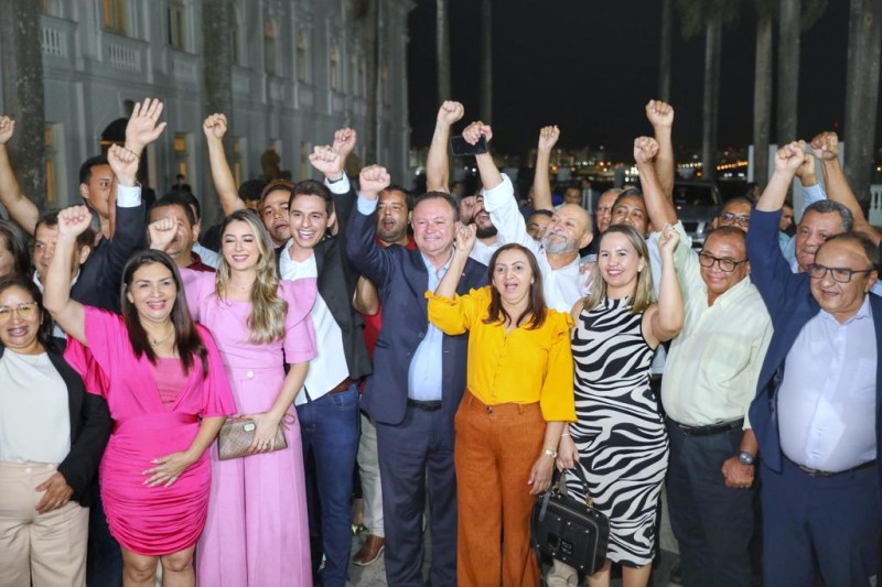 - Governador Carlos Brandão recebeu novo presidente eleito da Famem, Ivo Rezende, no Palácio dos Leões (Foto: Brunno Carvalho)
