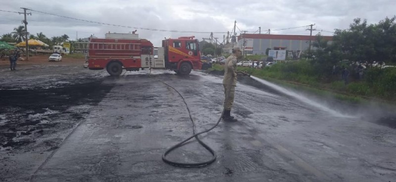 São 9 pontos em rodovias federais, 6 em estaduais e duas em municipais.
