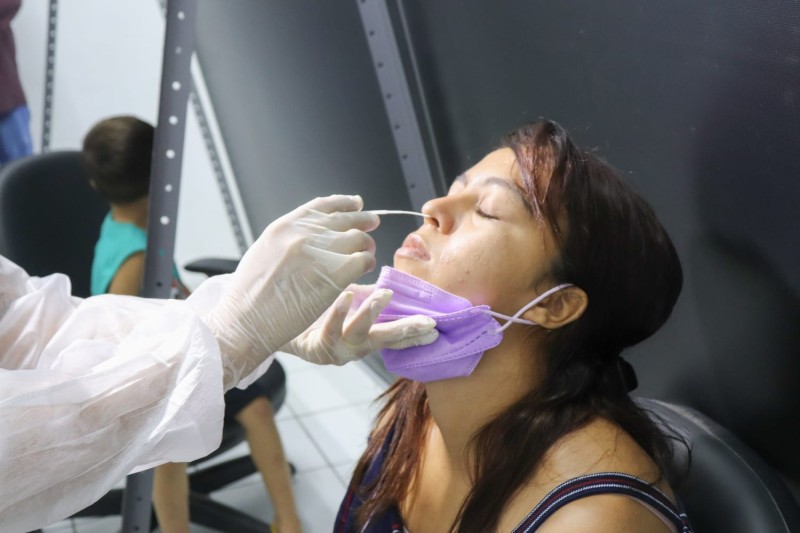 - A professora Lauriana Reis falou que está tomando medidas preventivas quanto à Covid-19. (Foto: Adeta Holanda)