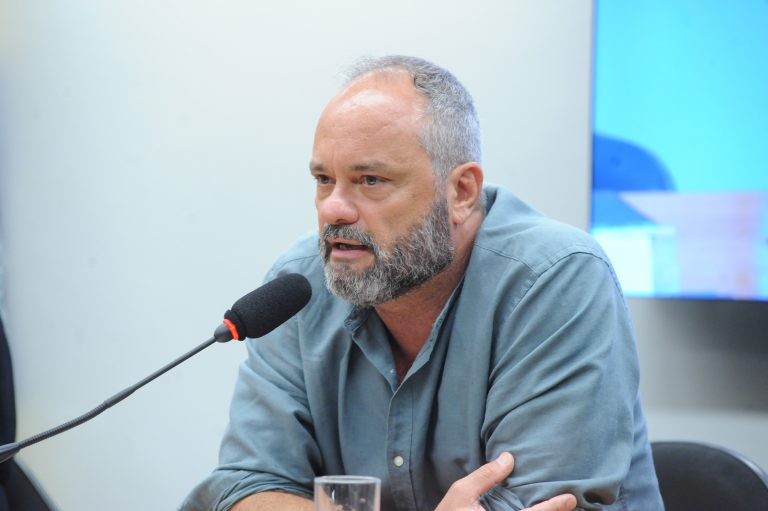 José Celso Cardoso Júnior: orçamento participativo poderá fazer governo rever prioridades - (Foto: Billy Boss/Câmara dos Deputados)