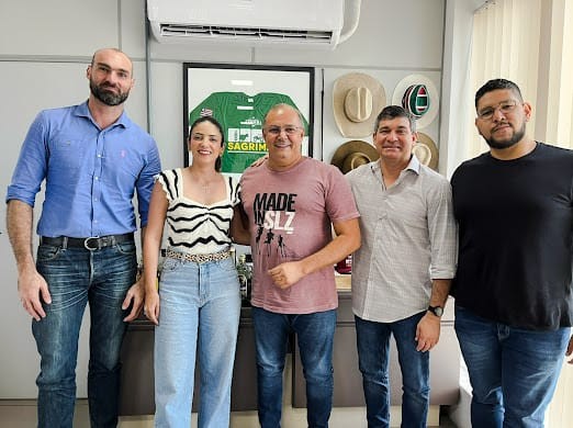 - Secretário José Antônio Heluy e membros da Associação dos Criadores do Maranhão. (Foto: Angelo Moreira)