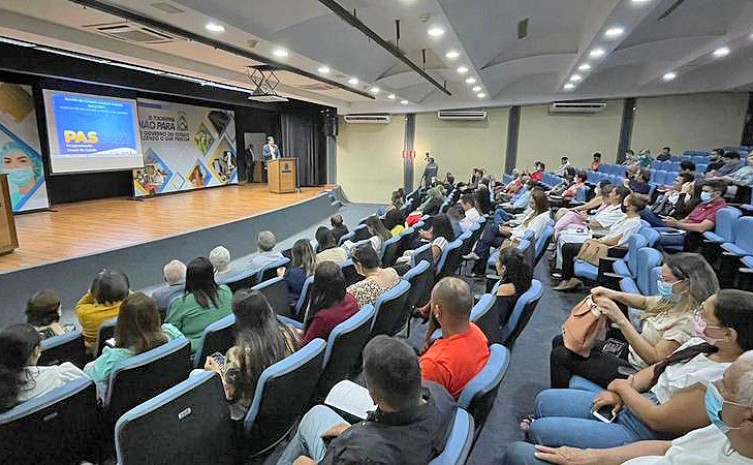 O evento em celebração aos 33 anos do SUS e 32 anos do CES aconteceu nesta terça-feira, 6, no auditório do Palácio do Araguaia - Foto: Aldenes Lima/Governo do Tocantins