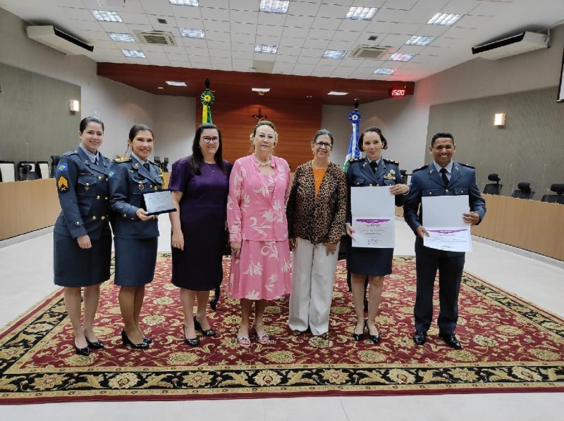 Polícia Militar recebe Prêmio Juíza Glauciane Chaves de Melo do TJMT na categoria Instituição Pública - Foto por: PMMT
