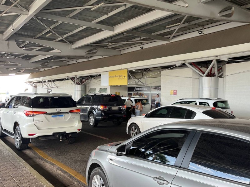- Ação pede adequação, sinalização de espaço e ambientação para embarque e desembarque de passageiros de transporte por aplicativo (Foto: Divulgação)