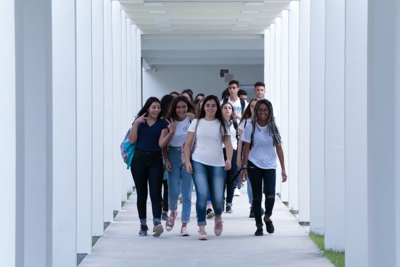 A EEB Angelo Cascaes Tancredo, em Palhoça, foi inaugurada após investimento de R$ 8,9 milhões - Foto: Mauricio Vieira / Secom