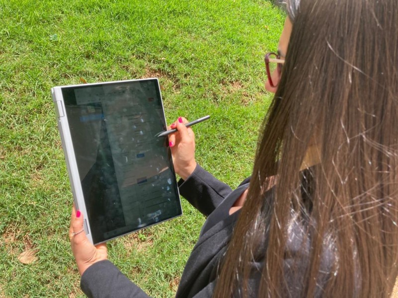 Foram adquiridos cerca de 250 tablets para todas as unidades do - Foto por: Asessoria