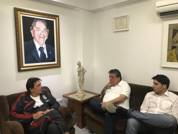 Na foto, Givaldo Calado de Freitas, Dep. Fed. Silvio Costa e João Paulo Costa, pré candidato a deputado estadual