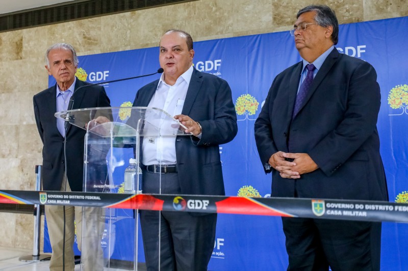 “Nós vamos trabalhar não só agora para a posse, mas também para os próximos quatro anos, de modo que a gente possa ter a pacificação da nossa cidade, a pacificação do nosso país e ter aquilo que a população realmente anseia, que é o desenvolvimento da naç