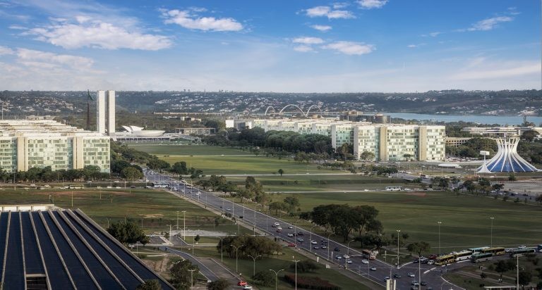 Vista da Esplanada dos Ministérios, em Brasília - (Foto: Depositphotos)