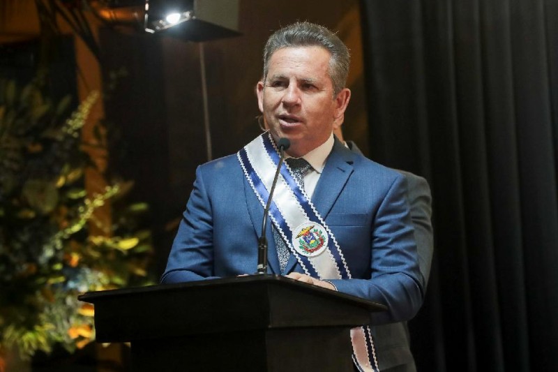 O governador Mauro Mendes