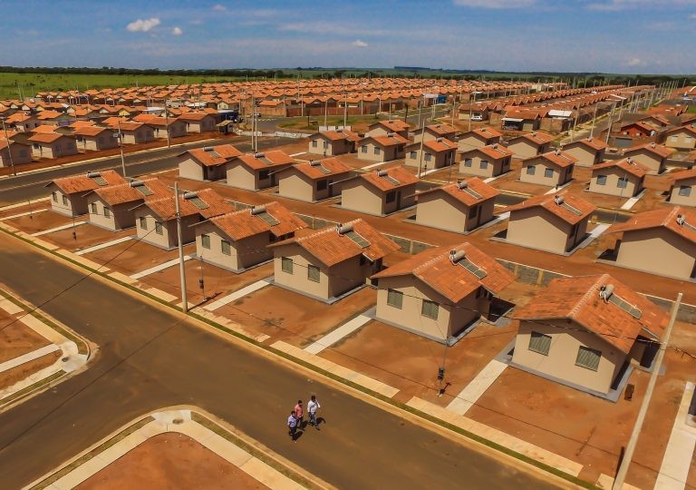 Recursos para o programa “Moradia Digna” foram elevados mais de 100 vezes, chegando a R$ 10,5 bilhões - (Foto: André Santos/Prefeitura de Uberaba-MG)