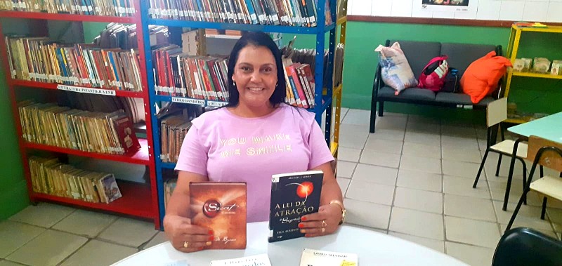 Edna começou a ler aos sete anos