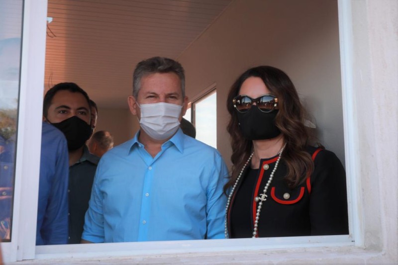 Governador e primeira-dama visitam o conjunto habitacional Vida Nova em Lucas do Rio Verde - Foto por: Jana Pessôa/UNAF