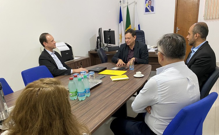 Em reunião com gerentes do Banco do Brasil, presidente da Jucetins destaca implantação do PIX - Foto: Philipe Ramos/Governo do Tocantins