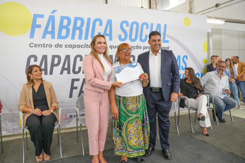 Debora Cronemberger Mendes Pereira