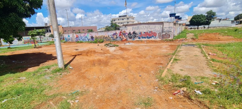 O serviço já foi feito na EQNN 22/24, em Ceilândia, ao lado da Escola Classe 25 | Foto: Divulgação/SLU