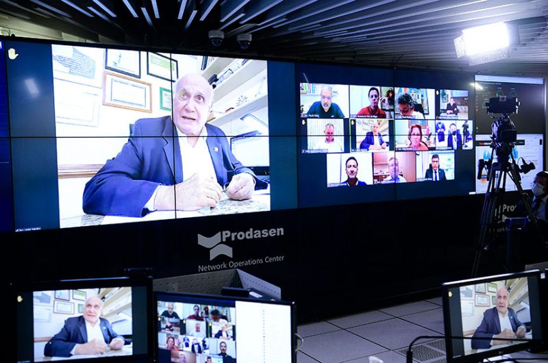 Lasier Martins (Podemos-RS) é o autor da proposta que congela preços de remédios durante a pandemia - Pedro França/Agência Senado