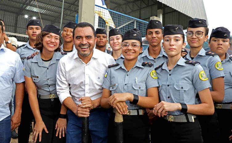 “É uma escola pioneira, com um histórico muito forte”, frisou o governador Wanderlei Barbosa, durante autorização da reforma e ampliação do Colégio Militar Duque de Caxias - Foto: Tharson Lopes/Governo do Tocantins