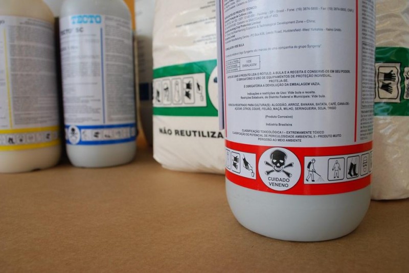 A partir desta (08.02), a comercialização de produtos à base de carbendazim passa a ser proibida - Foto por: Reprodução/Indea