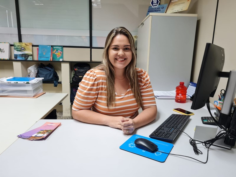 Chefe de divisão de Planejamento e Controle Econômico e Financeiro Layla Gabrielly Vitorino de Oliveira.