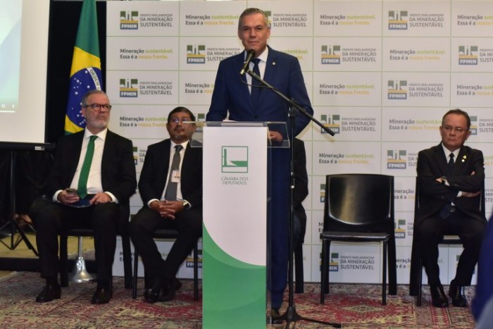 Deputado Zé Silva, no lançamento da Frente Parlamentar da Mineração Sustentável - (Foto: Zeca Ribeiro / Câmara dos Deputados)