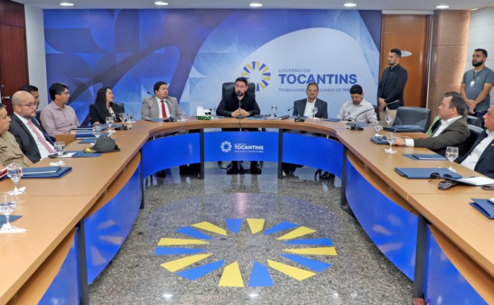 Reunião para apresentação da nova identidade visual do Governo do Tocantins contou com a participação de todo o secretariado estadual - Foto: Aldemar Ribeiro/Governo do Tocantins