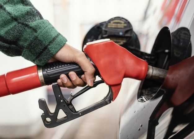 Redução nos preços da gasolina desacelerou a inflação ao consumidor dentro do IGP-10 - (Foto: Freepik)