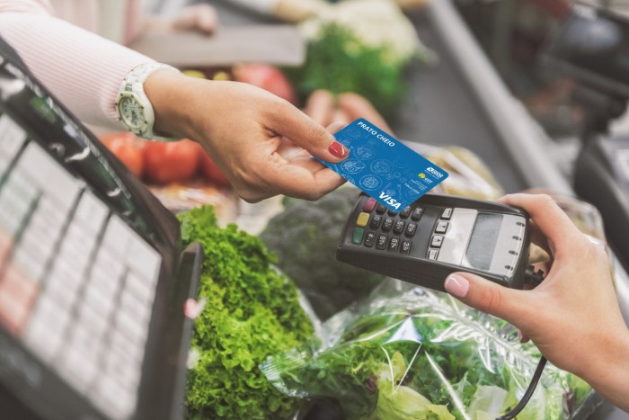 Sem habilitação para a função saque, o Cartão Prato Cheio só pode ser utilizado no comércio de produtos alimentícios | Foto: Divulgação/Sedes