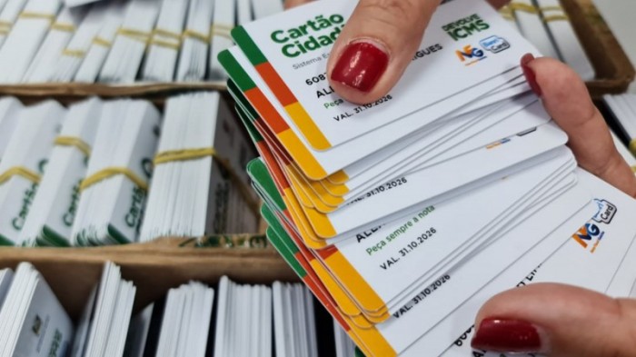 O Cartão Cidadão do Devolve ICMS funciona como um cartão de débito, que pode ser utilizado em supermercados e padarias -Foto: Itamar Aguiar / Palácio Piratini