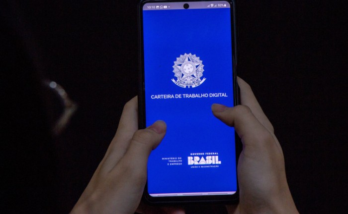 Além do atendimento presencial os trabalhadores interessados em concorrer às vagas podem acessar o Aplicativo Sine Fácil - Foto: Carlessandro Souza/Governo do Tocantins