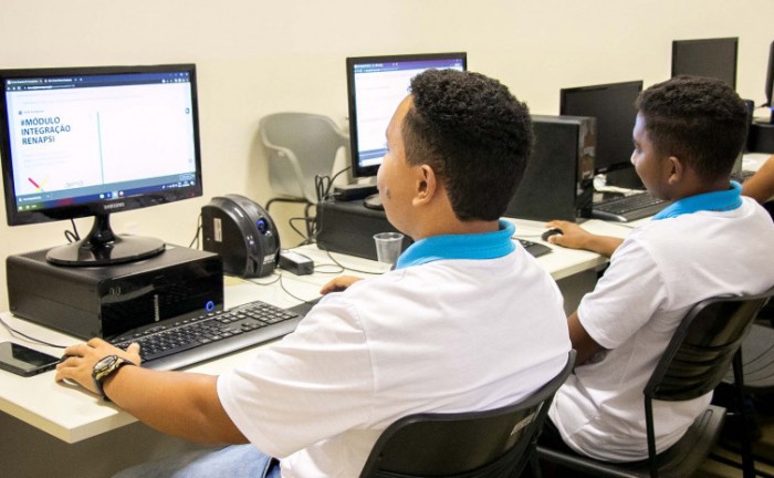 Programa busca oportunizar a qualificação profissional de adolescentes e jovens para o primeiro emprego formal remunerado, garantindo o direito à educação e o direito ao trabalho - Foto: Carlessandro Souza/Governo do Tocantins