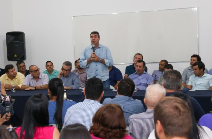 Álvaro Rezende