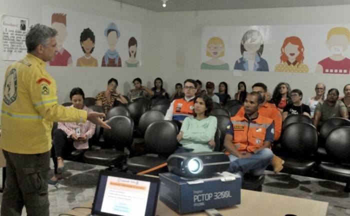Reunião contou com a participação de representantes de movimentos sociais, chacareiros e proprietários de atrativos - Foto: Fernando Alves/Governo do Tocantins