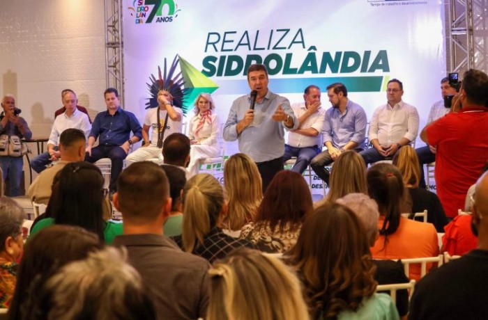 Álvaro Rezende