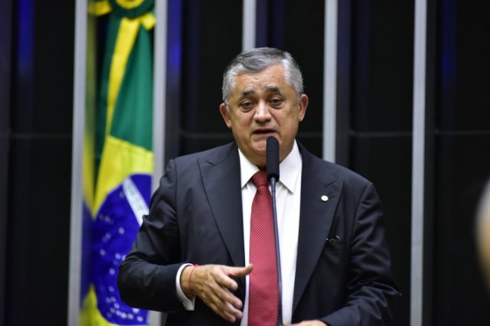 José Guimarães: a votação do texto simboliza unidade entre governo e Congresso - (Foto: Zeca Ribeiro/Câmara dos Deputados)