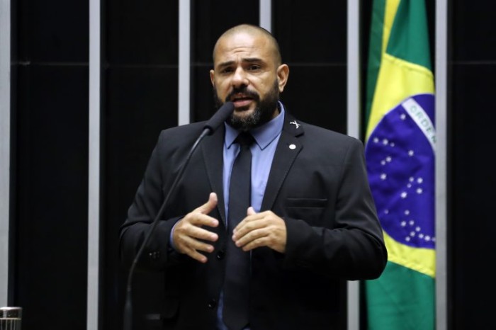 Sargento Portugal recomendou a aprovação de substitutivo - (Foto: Bruno Spada/Câmara dos Deputados)